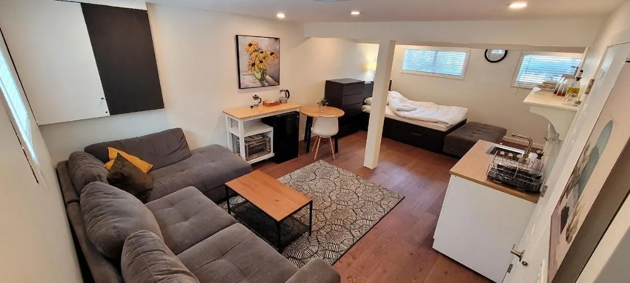 Private Studio Apartment House Calgary 0*,